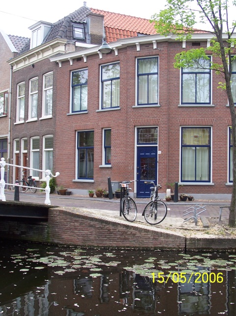 Achterom 32 in Delft
