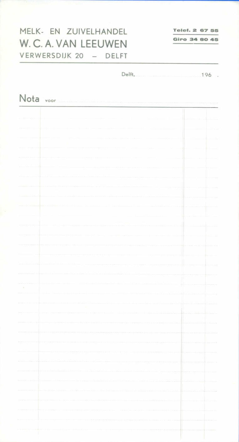 Een velletje van het notablok. Een velletje van het notablok.